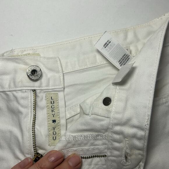 Lucky Brand Cut Off White Denim Shorts Size 6 Relaxed Raw Hem Women - Picture 3 of 10